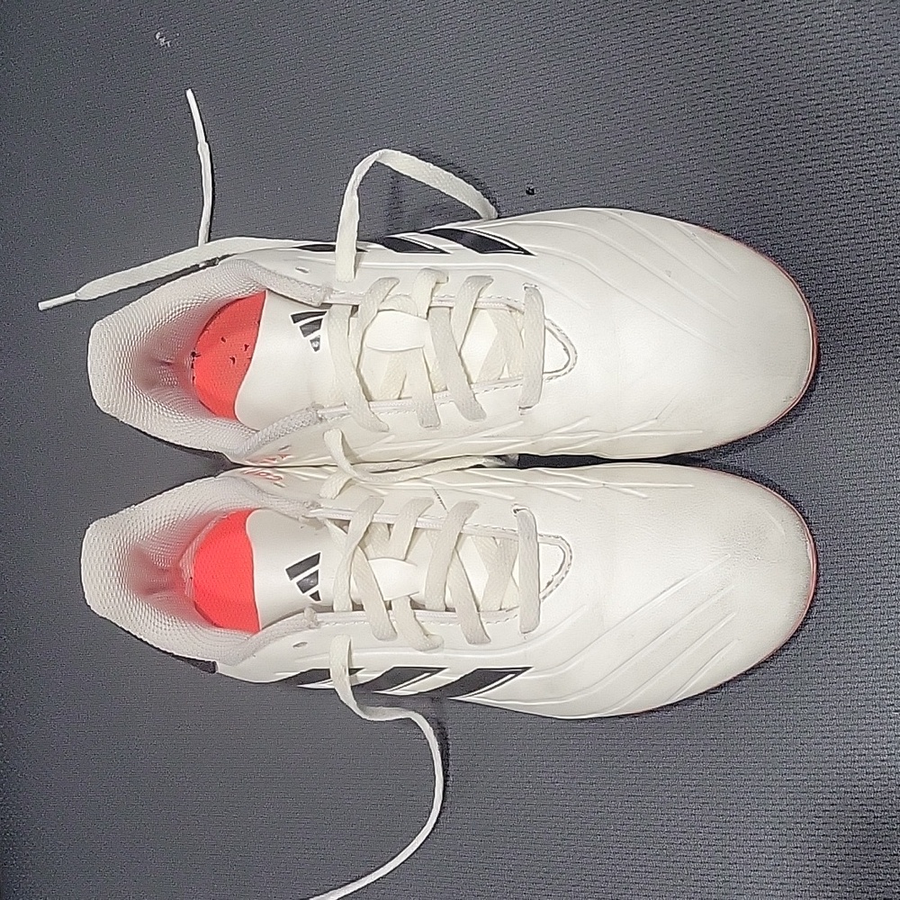 Boys Adidas Copa Soccer Cleats, size 4